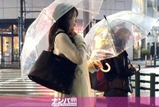 200GANA-2042 マジ軟派、初撮。 1301 【ムッツリスケベ】東新宿でナンパした美麗OLはとっても欲求不満？パンスト}