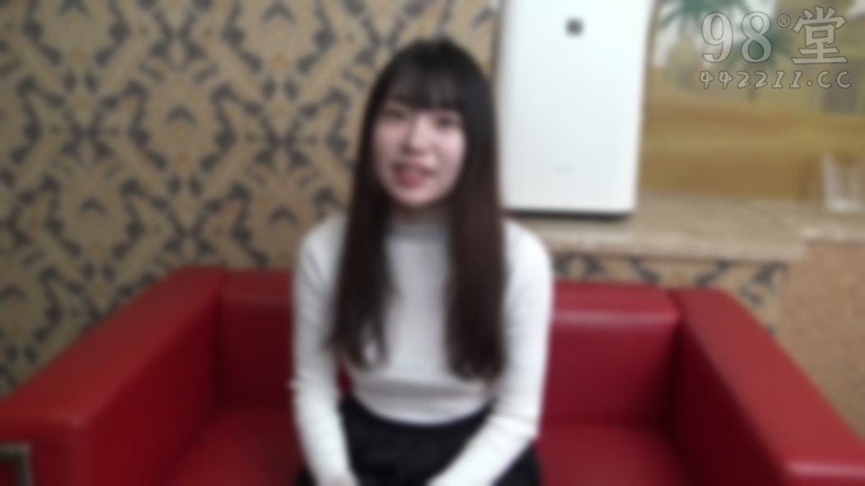 只是年轻就够奢侈的了明朗可爱的18岁第一次拍摄中出！！cd1。}