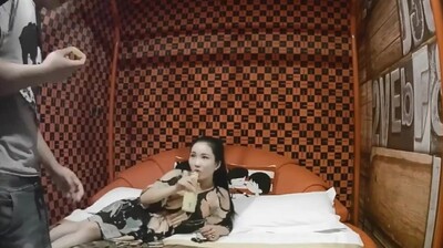 级性感与公司领导酒店偷情.}