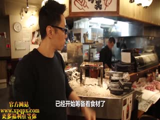美女赤裸裸，传说中的人体盛宴..}