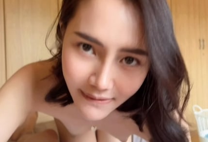 舔舔的舔,任何一滴都不放过.}