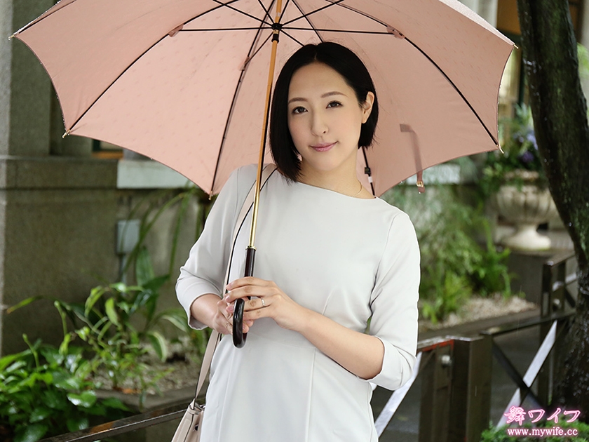 292MY-772 上原友里 1}