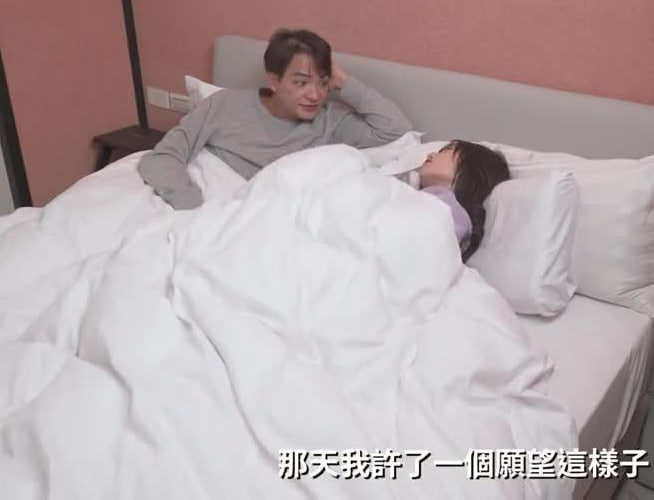 独家剧情年节大解放淫妻要老公的大肉棒一起打炮庆过年}