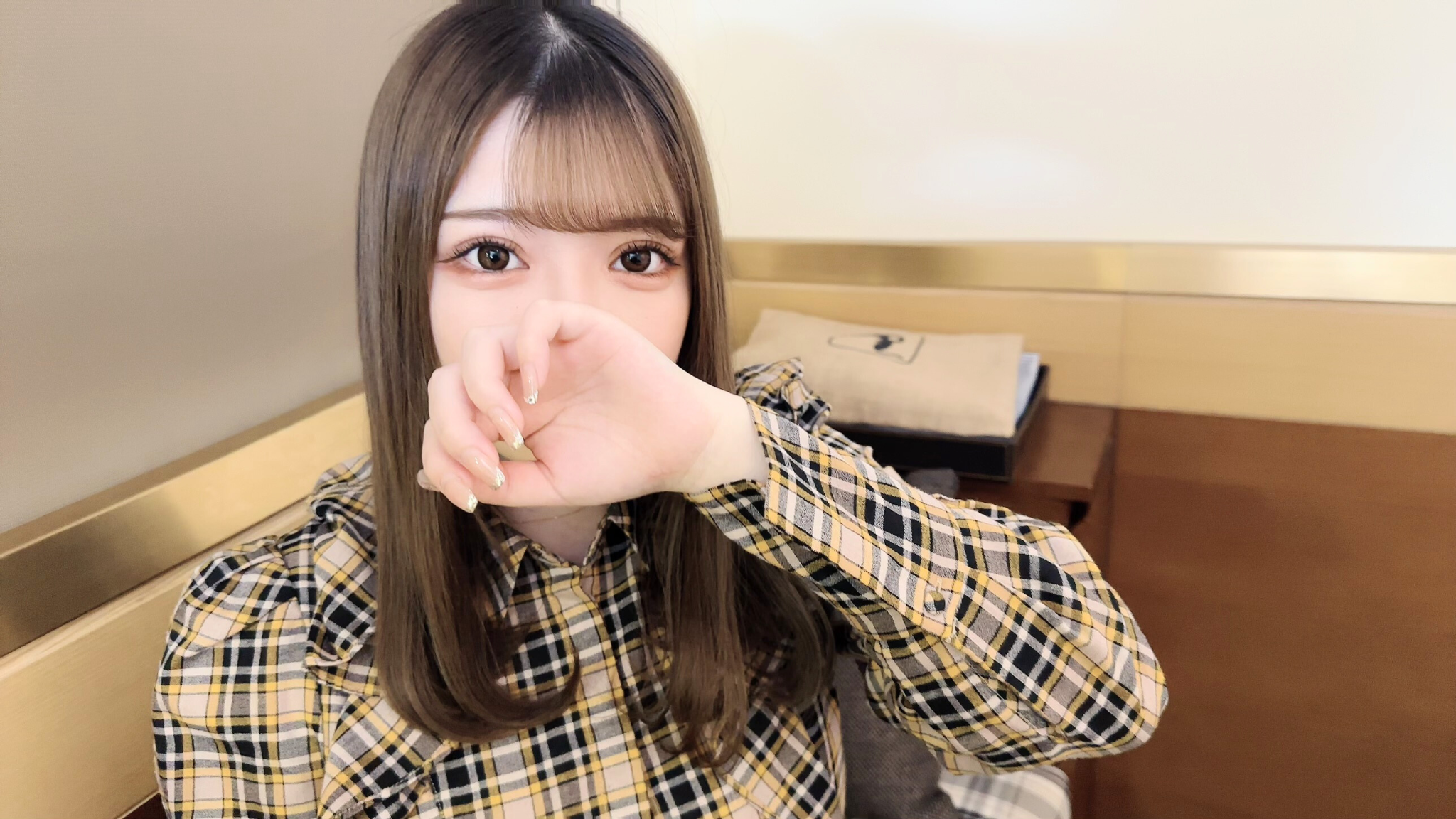 FC2-4406980 【期間限定5480pt→1480pt】 いやぁ、良い仕事だぁ…。メンエス未経験♡ウブな新}