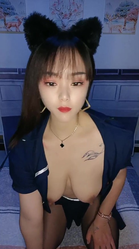 配御姐妖娆小妲己这身行头已迷倒很多少年抖动、肉棒骑在淫穴里骚声叫着爽.}