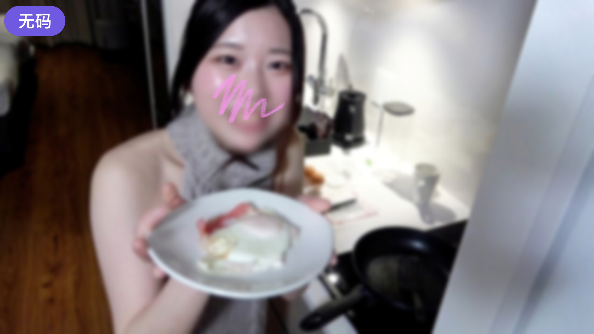 FC2-4414334 【無】 ハタチのミナトちゃんと甘々なハメ撮り。料理を作っておマ〇コ湿らせて待って-cd2}