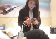 刚毕业不久的四川漂亮妹子用肉体赚零花玩到一半姨妈来报到只好用小嘴让对方开心}