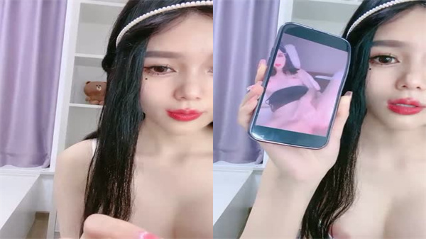 黑丝苗窕大奶骚骚淫声荡语撩骚互动道具玩弄粉逼}